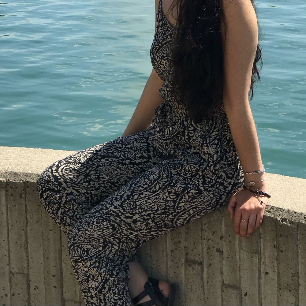 Black and tan Patterned Jumpsuit - Picture 2 of 2